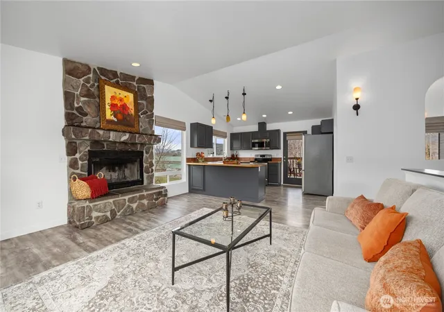 Photo 3 of Single family home for sale at 109 Nelmida Ln, Chelan, WA 98816 | MLS# NWM2502239 | Listing updated on 2026-09-30