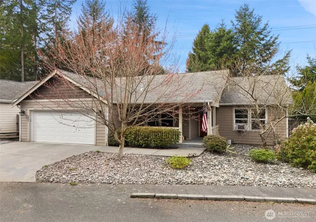 Photo 1 of Single family home for sale at 8992 Denise Pl Ne, Bremerton, WA 98311 | MLS# NWM2502367 | Listing updated on 2026-09-21