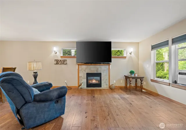 Photo 3 of Single family home for sale at 8992 Denise Pl Ne, Bremerton, WA 98311 | MLS# NWM2502367 | Listing updated on 2026-09-21