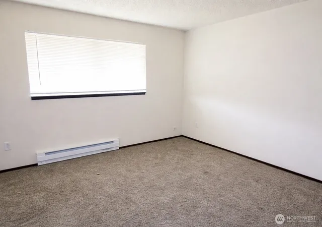 Photo 3 of Sale Pending at 1100 Coolidge Rd, Aberdeen, WA 98520 | MLS# NWM2502472 | Listing updated on 2026-10-01