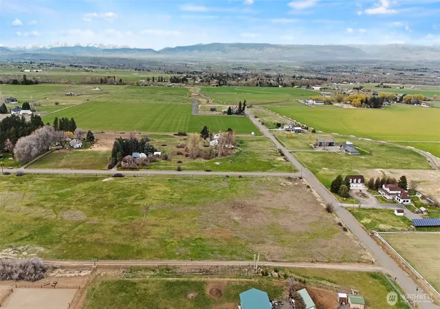 Photo 1 of Land for sale at 1 Strande Rd, Ellensburg, WA 98926 | MLS# NWM2502476 | Listing updated on 2026-09-21