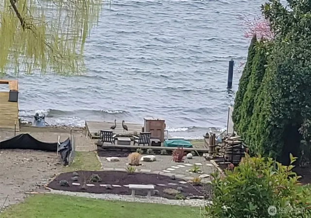 Photo 4 of Land for sale at 7615 NE Champagne Point Pl, Kirkland, WA 98034 | MLS# NWM2502481 | Listing updated on 2026-09-21
