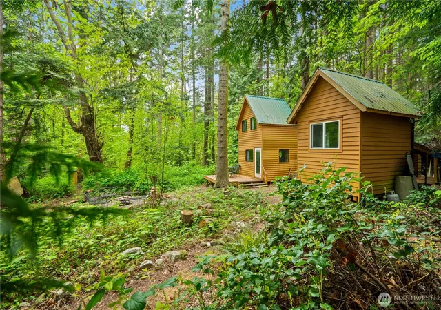 Photo 3 of Single family home for sale at 89 Eliza Is, Bellingham, WA 98226 | MLS# NWM2502486 | Listing updated on 2026-09-21