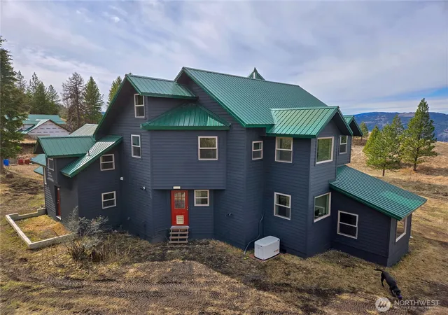 Photo 2 of Single family home for sale at 15 Anfair Ln, Curlew, WA 99118 | MLS# NWM2502493 | Listing updated on 2026-09-21
