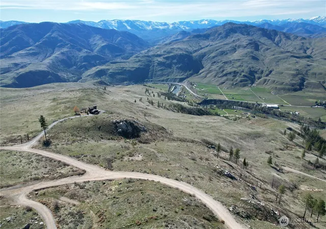 Photo 3 of Land for sale at 78 Lariat Loop, Pateros, WA 98846 | MLS# NWM2502494 | Listing updated on 2026-09-21
