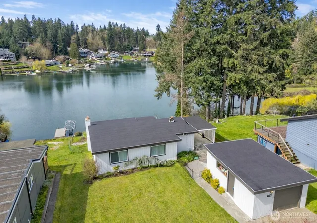 Photo 1 of Single family home for sale at 3118 Deer Is Dr E, Lake Tapps, WA 98391 | MLS# NWM2502647 | Listing updated on 2026-09-21