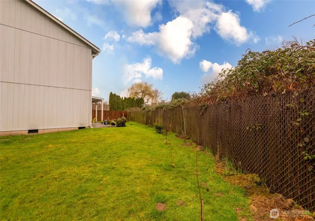 Photo 4 of Sale Pending at 158 Boardwalk Wy, Kelso, WA 98626 | MLS# NWM2502689 | Listing updated on 2026-09-28