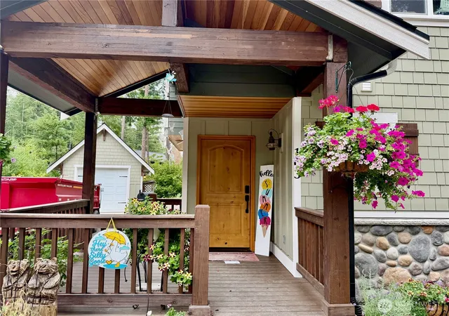 Photo 1 of Sale Pending at 103 Mountain View Ln S, Packwood, WA 98361 | MLS# NWM2502715 | Listing updated on 2026-09-23