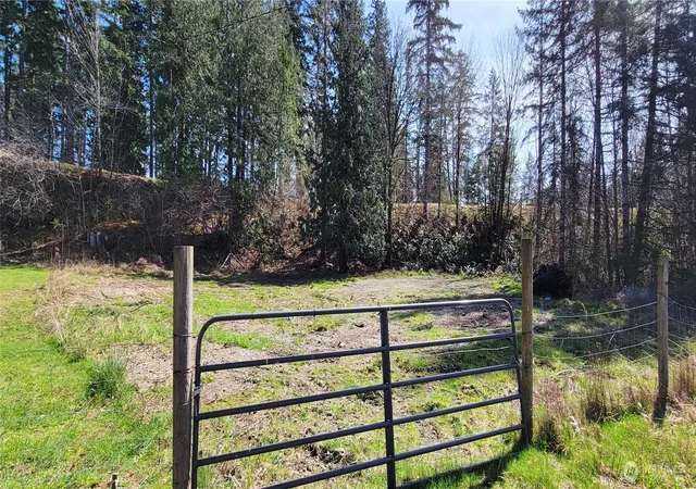 Photo 1 of Land for sale at 50 W Alder Pl, Elma, WA 98541 | MLS# NWM2502806 | Listing updated on 2026-09-30
