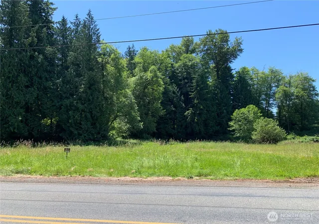 Photo 3 of Sale Pending at 15412 Ap Tubbs Rd E, Buckley, WA 98321 | MLS# NWM2502809 | Listing updated on 2026-09-22