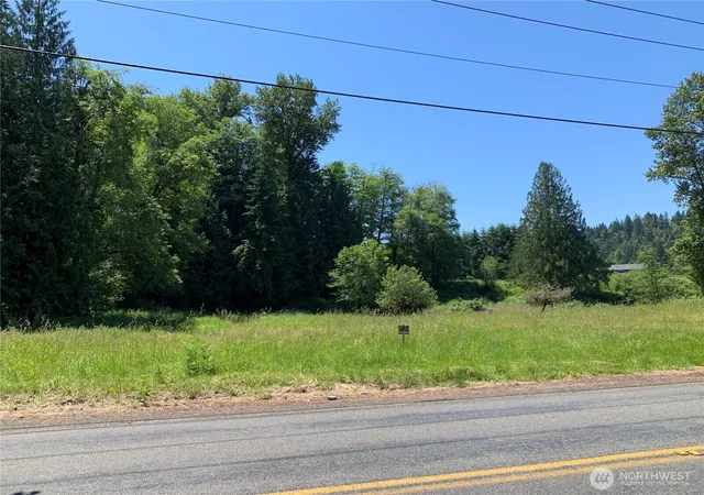 Photo 3 of Sale Pending at 15412 Ap Tubbs Rd E, Buckley, WA 98321 | MLS# NWM2502809 | Listing updated on 2026-09-22