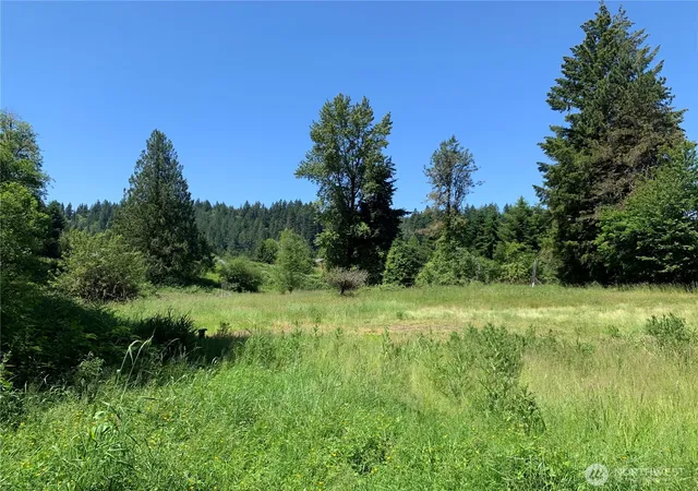 Photo 4 of Sale Pending at 15412 Ap Tubbs Rd E, Buckley, WA 98321 | MLS# NWM2502809 | Listing updated on 2026-09-22