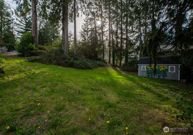 Photo 4 of Sale Pending at 20501 Larita Dr E, Bonney Lake, WA 98391 | MLS# NWM2502811 | Listing updated on 2026-05-22