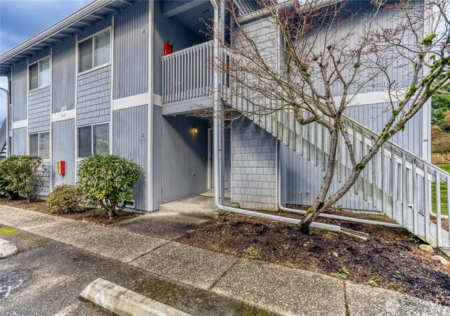Photo 2 of Condo for sale at 9115 1st Place Ne #2, Lake Stevens, WA 98258 | MLS# NWM2502814 | Listing updated on 2026-10-01