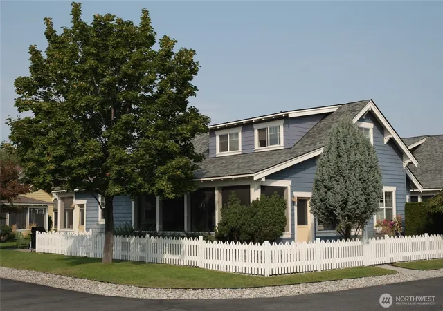 Photo 1 of Single family home for sale at 101 Flip Flop Ln, Oroville, WA 98844 | MLS# NWM2502827 | Listing updated on 2026-09-21