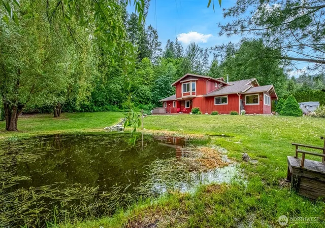 Photo 2 of Contingent at 10785 Lone Pine Dr, Leavenworth, WA 98826 | MLS# NWM2502842 | Listing updated on 2026-09-25