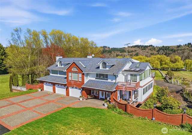Photo 3 of Single family home for sale at 6114 Willow Grv Rd, Longview, WA 98632 | MLS# NWM2502877 | Listing updated on 2026-09-21