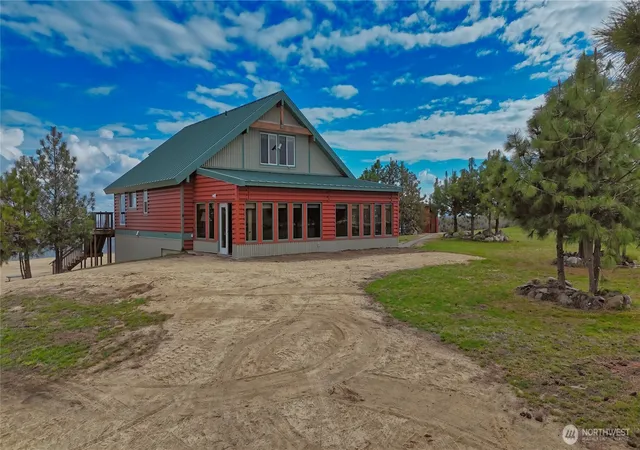 Photo 3 of Single family home for sale at 27 Scenic Dr, Brewster, WA 98812 | MLS# NWM2502914 | Listing updated on 2026-09-21