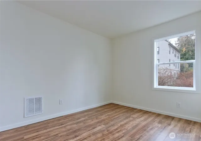 Photo 4 of Single family home for sale at 5045 37th Avenue S, Seattle, WA 98118 | MLS# NWM2502916 | Listing updated on 2026-09-21