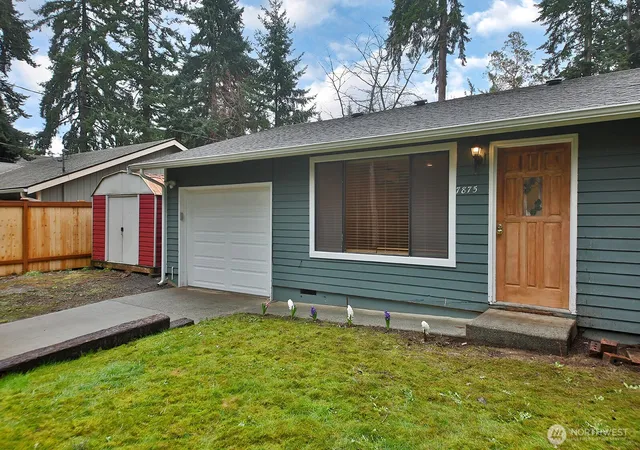 Photo 1 of Single family home for sale at 7875 Mortland Dr, Clinton, WA 98236 | MLS# NWM2502927 | Listing updated on 2026-09-21