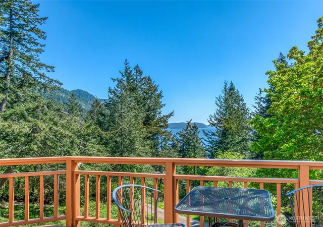 Photo 1 of Sale Pending at 263 Cascade Way, Eastsound, WA 98245 | MLS# NWM2502988 | Listing updated on 2026-09-13