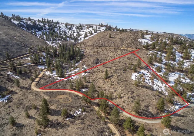 Photo 2 of Land for sale at 0 Yarbrough Dr, Orondo, WA 98843 | MLS# NWM2503033 | Listing updated on 2026-09-21