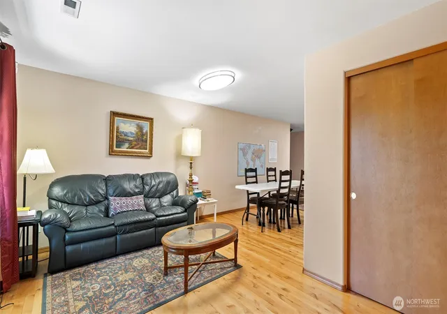 Photo 3 of Single family home for sale at 87 Sullivan Pl, Walla Walla, WA 99362 | MLS# NWM2503056 | Listing updated on 2026-09-22