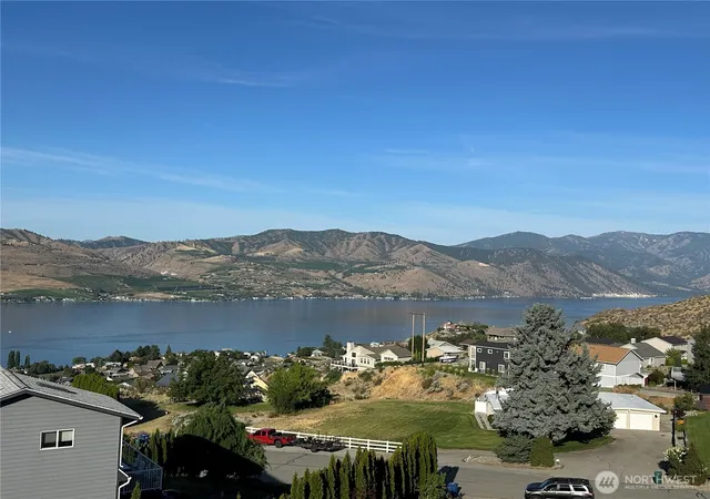 Photo 1 of Land for sale at 211 Pinnacle Pl, Chelan, WA 98816 | MLS# NWM2503111 | Listing updated on 2026-09-21