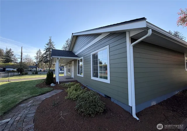 Photo 4 of Single family home for sale at 10125 115th Street SW, Lakewood, WA 98498 | MLS# NWM2503262 | Listing updated on 2026-09-21