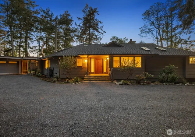Photo 3 of Sale Pending at 1501 Yacht Hvn Rd, Friday Harbor, WA 98250 | MLS# NWM2503378 | Listing updated on 2026-09-24