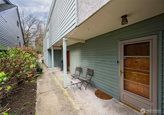 Photo 4 of Multi family home for sale at 1505 E Galer St #1-4, Seattle, WA 98112 | MLS# NWM2503402 | Listing updated on 2026-09-21