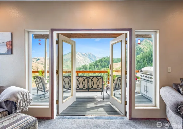 Photo 3 of Single family home for sale at 9505 Plateau Rd, Cashmere, WA 98815 | MLS# NWM2503427 | Listing updated on 2026-09-21