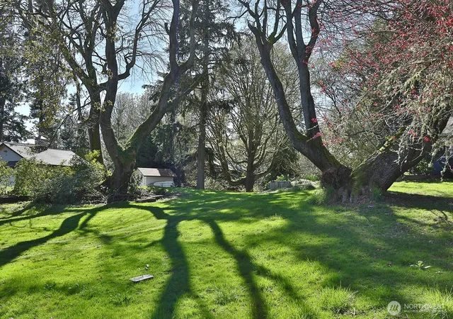 Photo 4 of Land for sale at 0 Lopez Dr, Clinton, WA 98236 | MLS# NWM2503497 | Listing updated on 2026-09-21