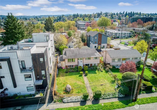 Photo 3 of Single family home for sale at 4560 34th Avenue S, Seattle, WA 98118 | MLS# NWM2503551 | Listing updated on 2026-09-21