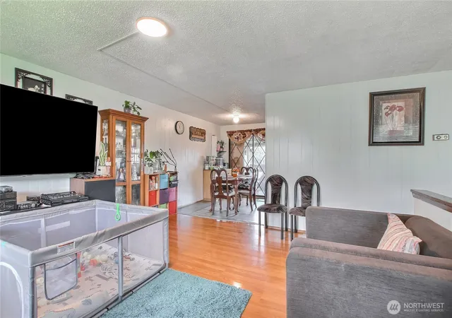 Photo 4 of Single family home for sale at 4560 34th Avenue S, Seattle, WA 98118 | MLS# NWM2503551 | Listing updated on 2026-09-21