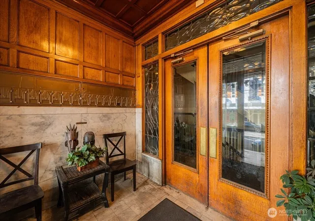 Photo 3 of Condo for sale at 7 Harrison St #20, Seattle, WA 98109 | MLS# NWM2503580 | Listing updated on 2026-09-30