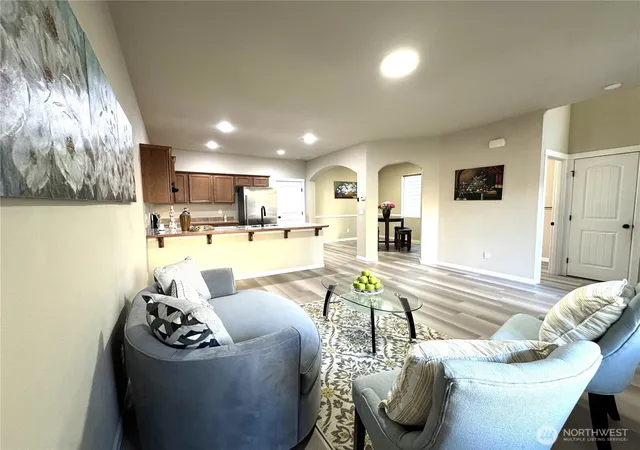 Photo 3 of Single family home for sale at 367 Graham Ave Ne, Renton, WA 98059 | MLS# NWM2503640 | Listing updated on 2026-09-29
