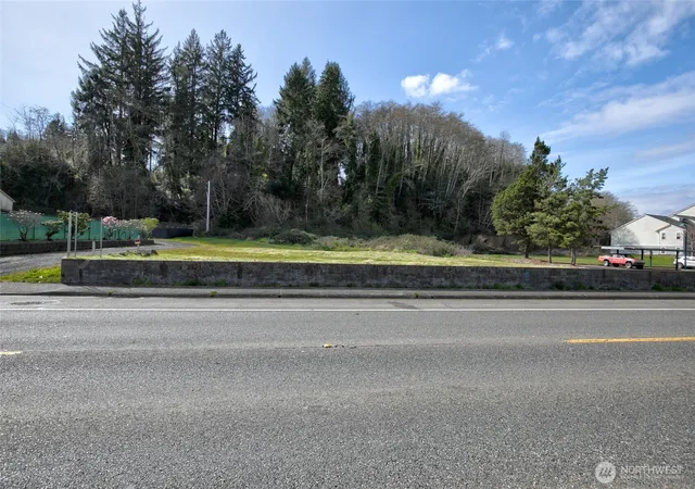 Photo 3 of Land for sale at 905 Lincoln St, Hoquiam, WA 98550 | MLS# NWM2503648 | Listing updated on 2026-09-21