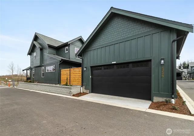 Photo 2 of Single family home for sale at 4245 Melrose Ln, Bellingham, WA 98226 | MLS# NWM2503712 | Listing updated on 2026-09-29