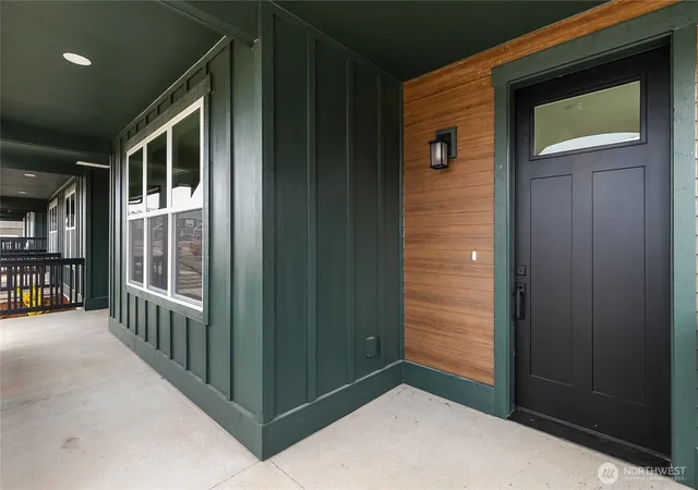 Photo 3 of Single family home for sale at 4245 Melrose Ln, Bellingham, WA 98226 | MLS# NWM2503712 | Listing updated on 2026-09-29