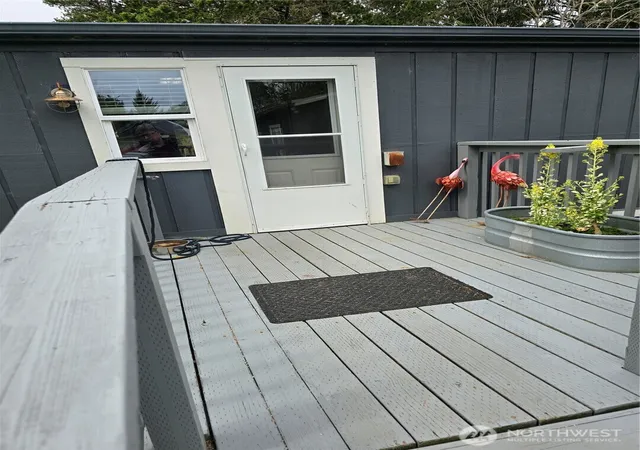 Photo 3 of Manufactured home for sale at 32211 North Pl, Ocean Park, WA 98640 | MLS# NWM2503738 | Listing updated on 2026-09-21