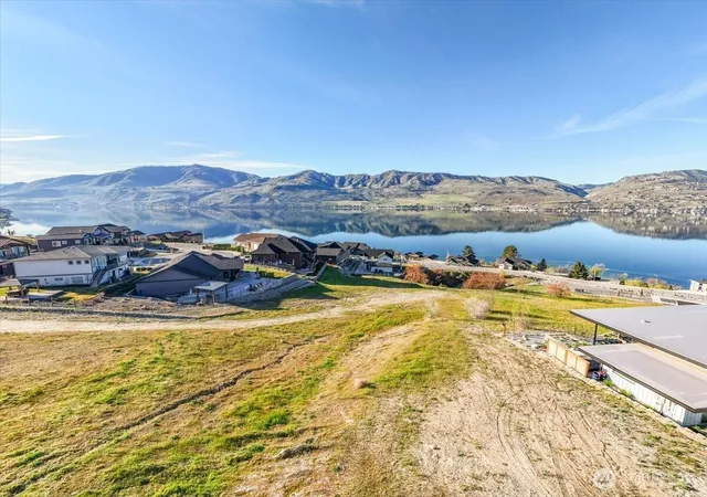 Photo 2 of Land for sale at 256 Apple Ave, Chelan, WA 98816 | MLS# NWM2503804 | Listing updated on 2026-09-21