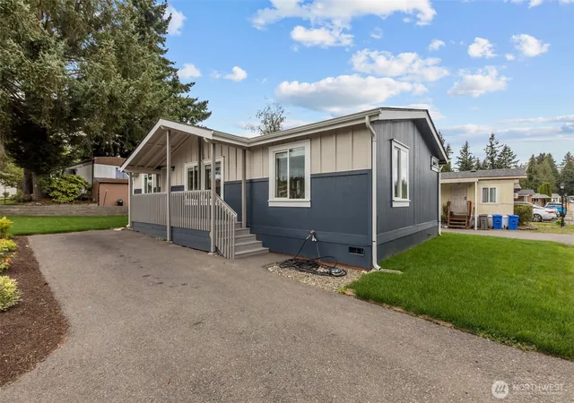 Photo 2 of Sale Pending at 31108 3rd Avenue #301, Black Diamond, WA 98010 | MLS# NWM2503874 | Listing updated on 2026-10-02