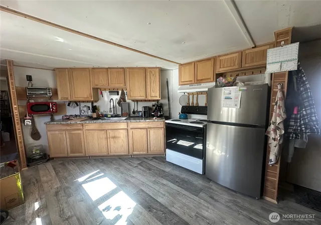 Photo 3 of Sale Pending at 8080 NW Harborview Rd #M180, Blaine, WA 98230 | MLS# NWM2503905 | Listing updated on 2026-09-25