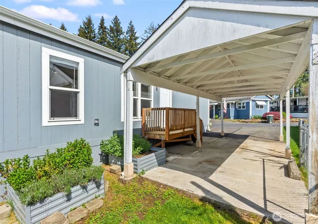 Photo 3 of Manufactured home for sale at 3928 21st Avenue Se #22, Lacey, WA 98503 | MLS# NWM2504061 | Listing updated on 2026-09-23