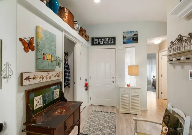 Photo 4 of Manufactured home for sale at 17716 18th Avenue Ct E #26, Spanaway, WA 98387 | MLS# NWM2504135 | Listing updated on 2026-09-17