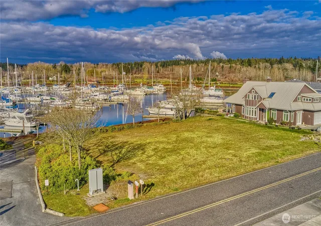 Photo 2 of Land for sale at 19 Harbor Seal Dr, Point Roberts, WA 98281 | MLS# NWM2504200 | Listing updated on 2026-09-21