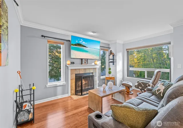 Photo 2 of Condo for sale at 31500 33rd Place Sw #D201, Federal Way, WA 98023 | MLS# NWM2504217 | Listing updated on 2026-09-21