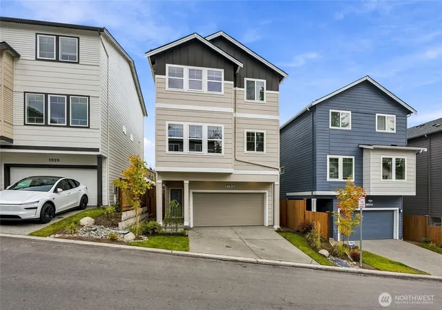 Photo 1 of Sale Pending at 1102 138th Place Sw, Lynnwood, WA 98087 | MLS# NWM2504363 | Listing updated on 2026-10-10