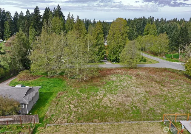 Photo 3 of Land for sale at 0 Lot 85 Skyview Dr, Clinton, WA 98236 | MLS# NWM2504463 | Listing updated on 2026-09-21